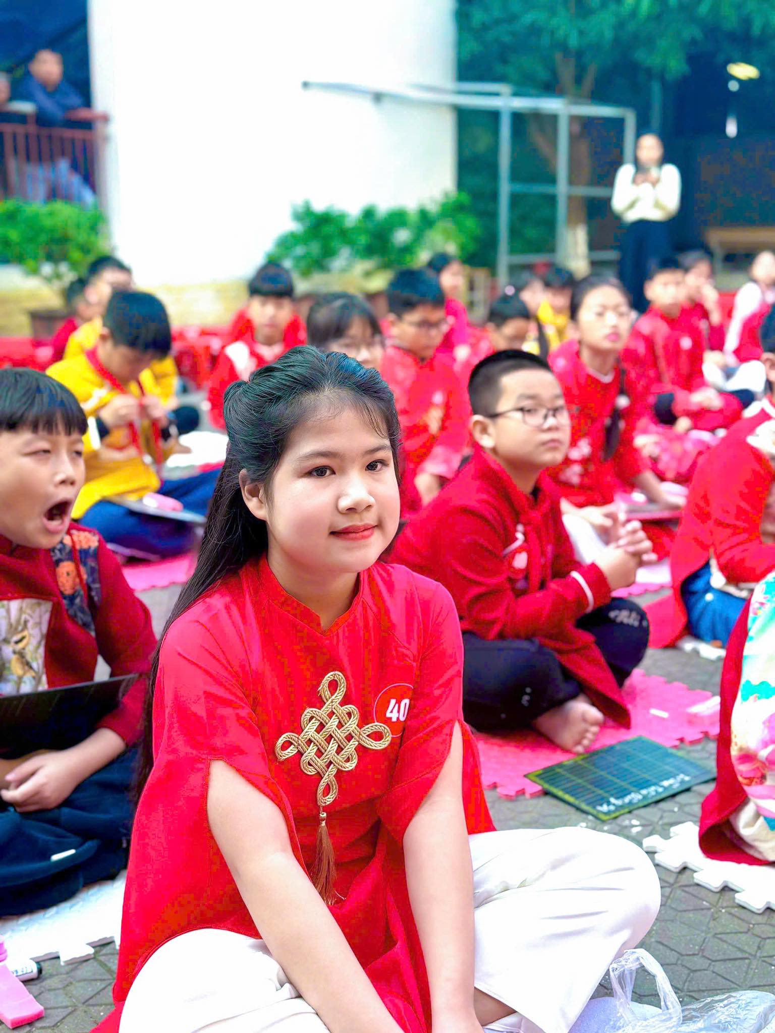 Sân chơi Golden Bell Challenge do Trường Tiểu học Hưng Bình phối hợp cùng Trung tâm Anh ngữ Asem Ivy tổ chức đã tìm thấy những chủ nhân xứng đáng cho những danh hiệu cao nhất!