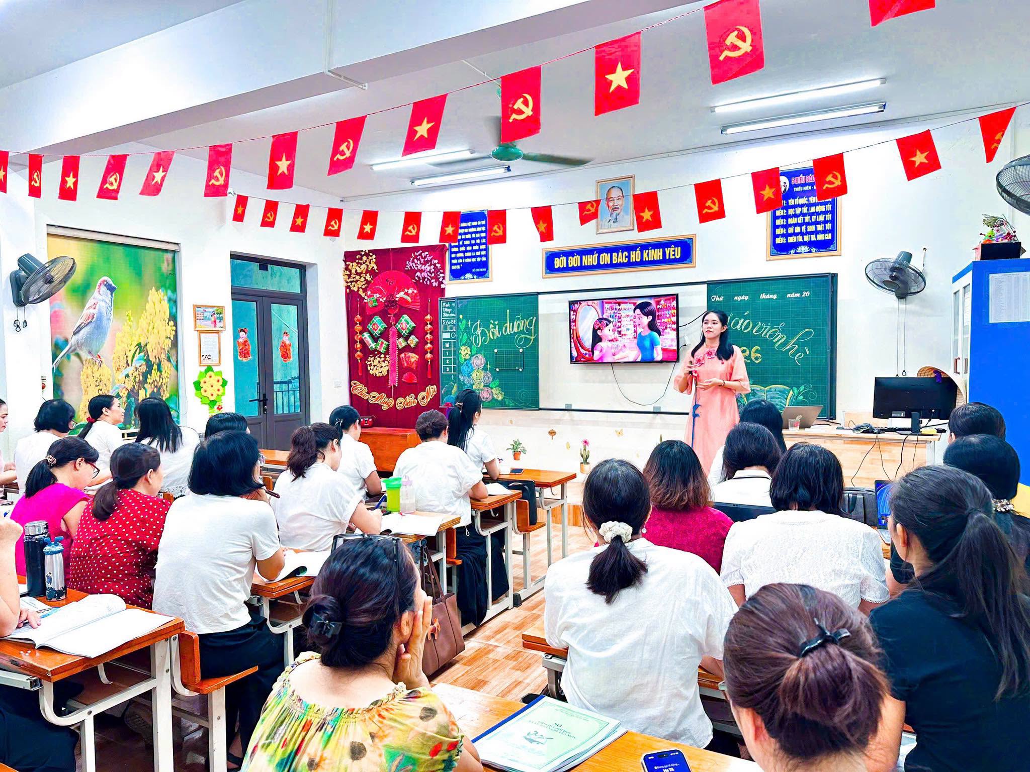 NĂM HỌC MỚI, HÀNH TRÌNH MỚI - TIẾT DẠY DEMO NHỮNG MÔN HỌC THAY SÁCH