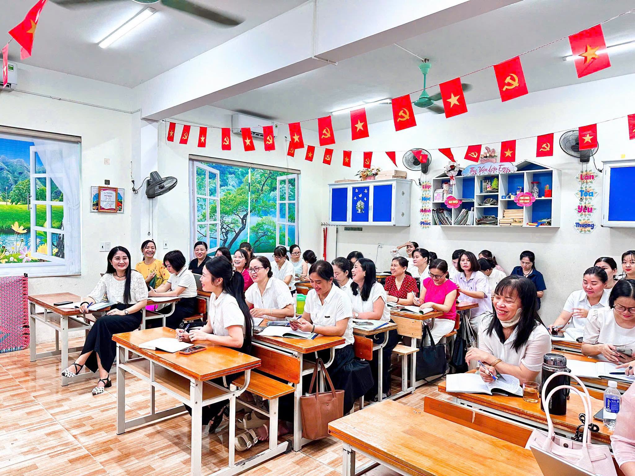 NĂM HỌC MỚI, HÀNH TRÌNH MỚI - TIẾT DẠY DEMO NHỮNG MÔN HỌC THAY SÁCH