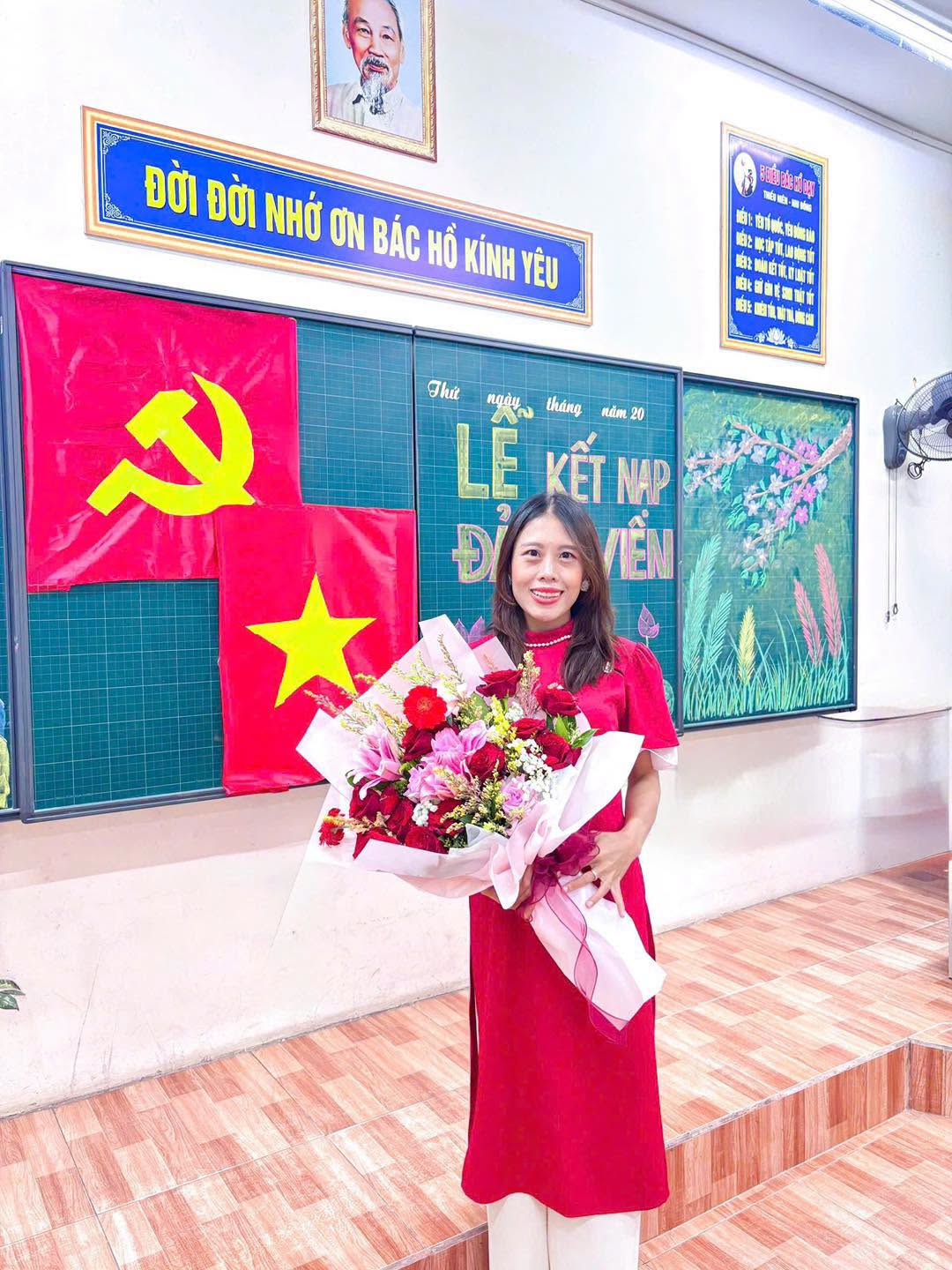 LỄ KẾT NẠP ĐẢNG VIÊN MỚI – NIỀM VINH DỰ, TỰ HÀO CỦA TRƯỜNG TIỂU HỌC THÀNH VINH 2