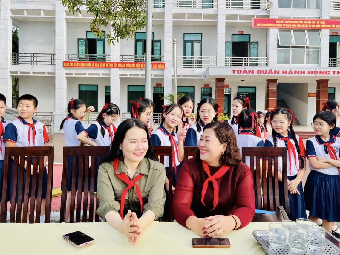 LỄ KẾT NẠP ĐỘI VIÊN LẦN 2 – NIỀM TỰ HÀO CỦA HỌC SINH LỚP 3 TRƯỜNG TIỂU HỌC HƯNG BÌNH