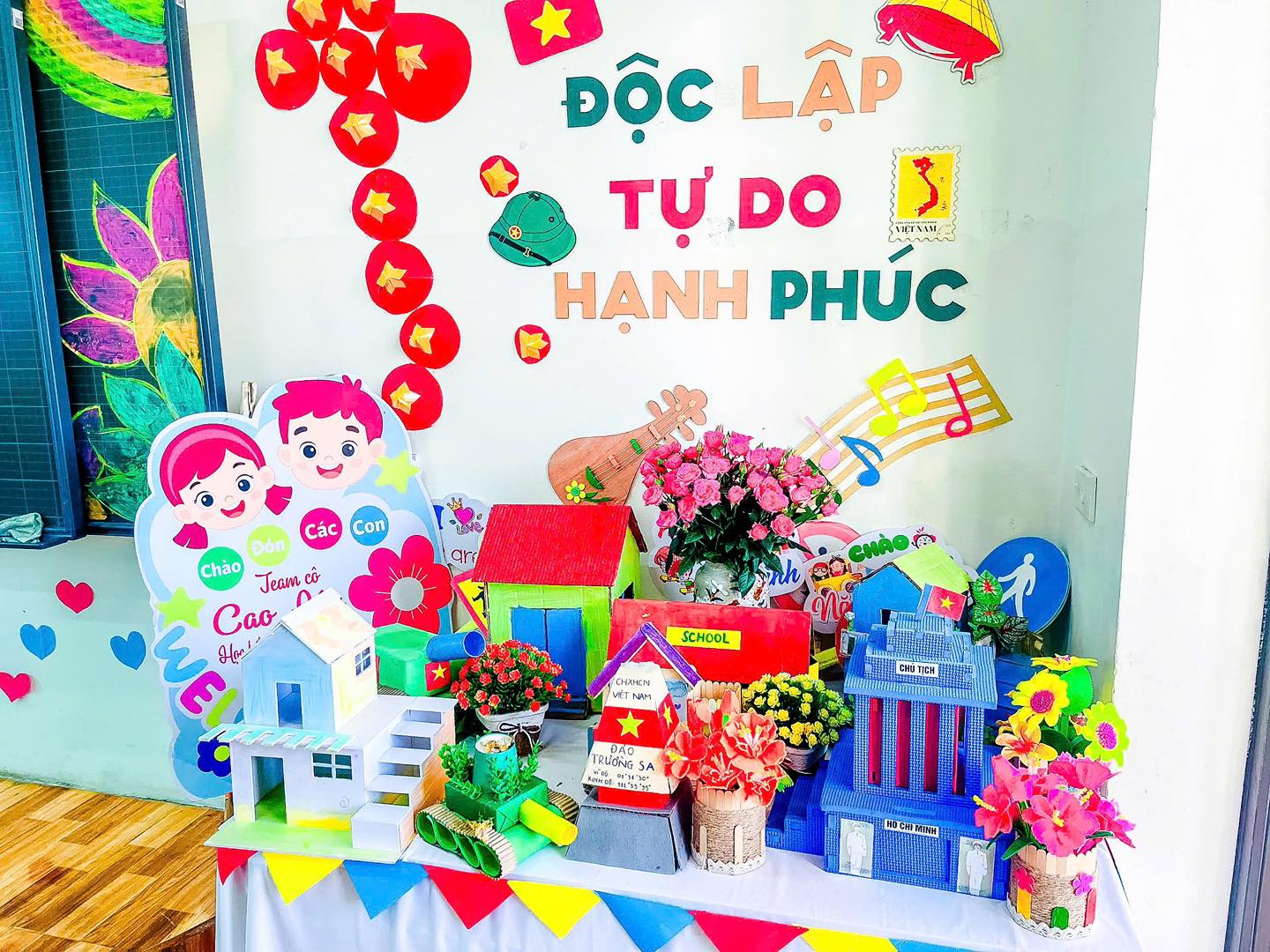 PHONG TRÀO “LỚP SẠCH – LỚP ĐẸP – LỚP THÂN THIỆN” CHÀO MỪNG NGÀY NHÀ GIÁO VIỆT NAM 20/11