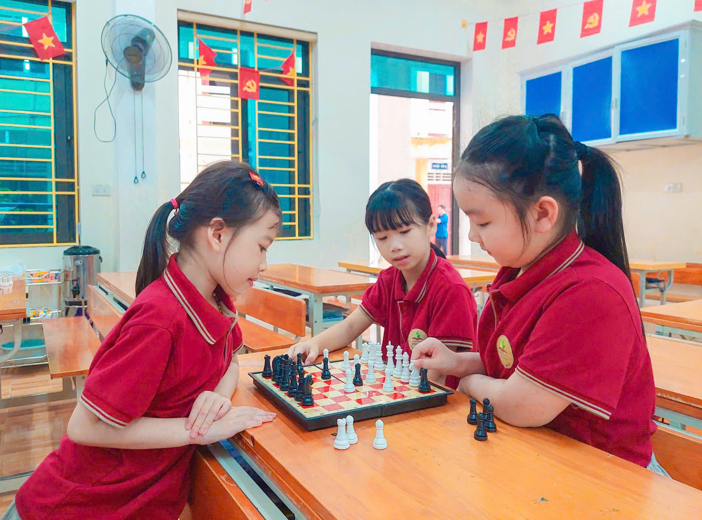🏆 HỘI KHỎE PHÙ ĐỔNG CẤP TRƯỜNG NĂM HỌC 2025-2026: BÙNG NỔ SỨC TRẺ!
